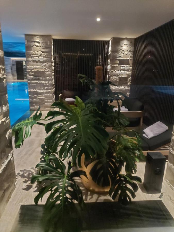 Апартаменты Greenwood Odessa Ngoại thất bức ảnh